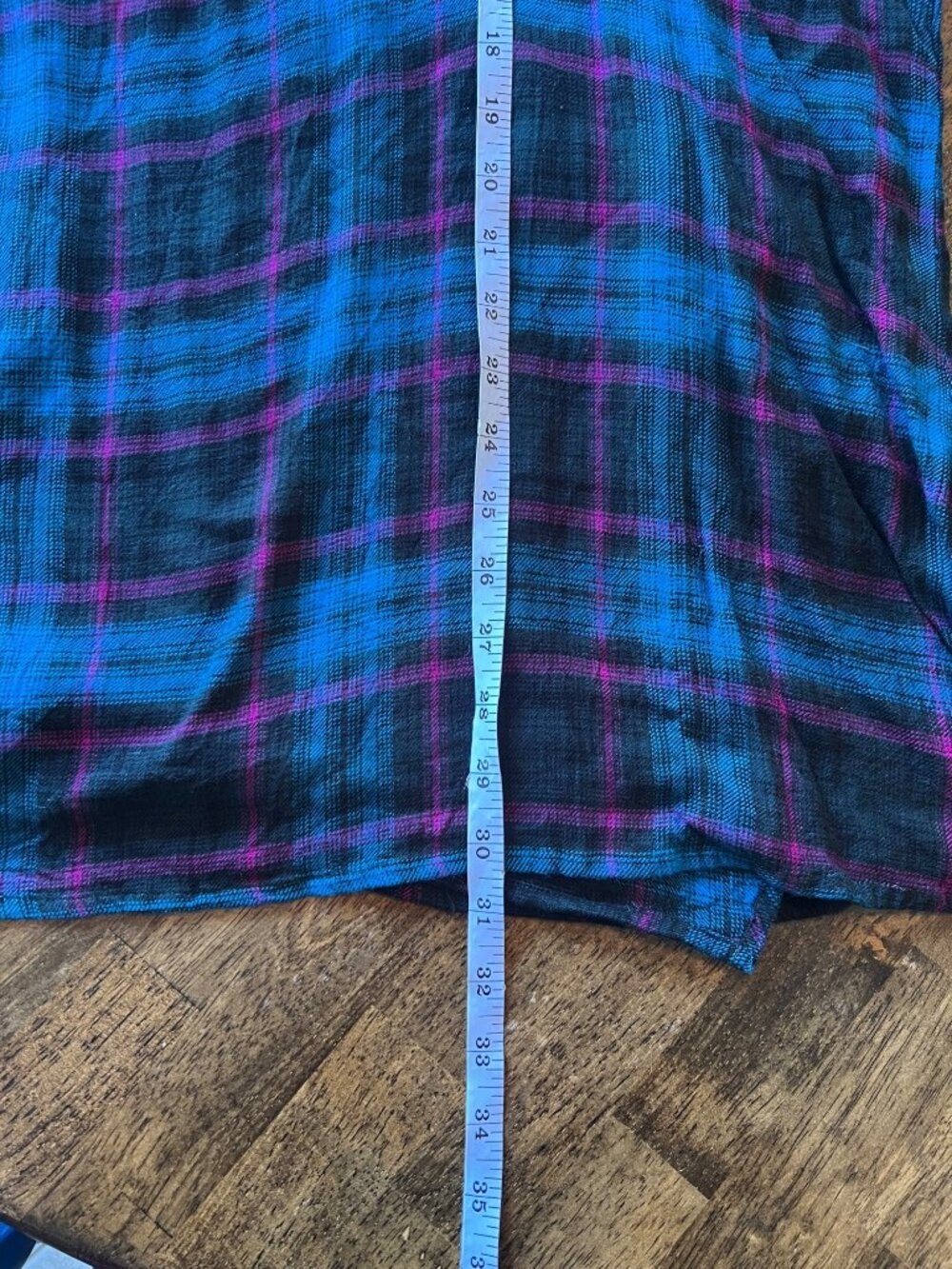Avenue Plaid Tunic Top 26/28 Blue Green Knit Flannel Keyhole Lightweight Shirt - Picture 10 of 10